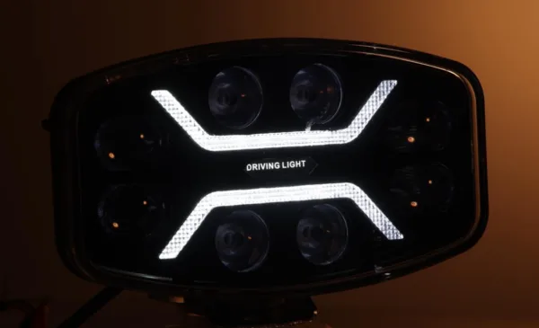 OVAL LED DRIVING LIGHT WITH ECE APPROVAL  HZ-7010