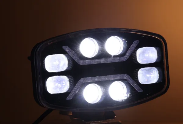 OVAL LED DRIVING LIGHT WITH ECE APPROVAL  HZ-7010